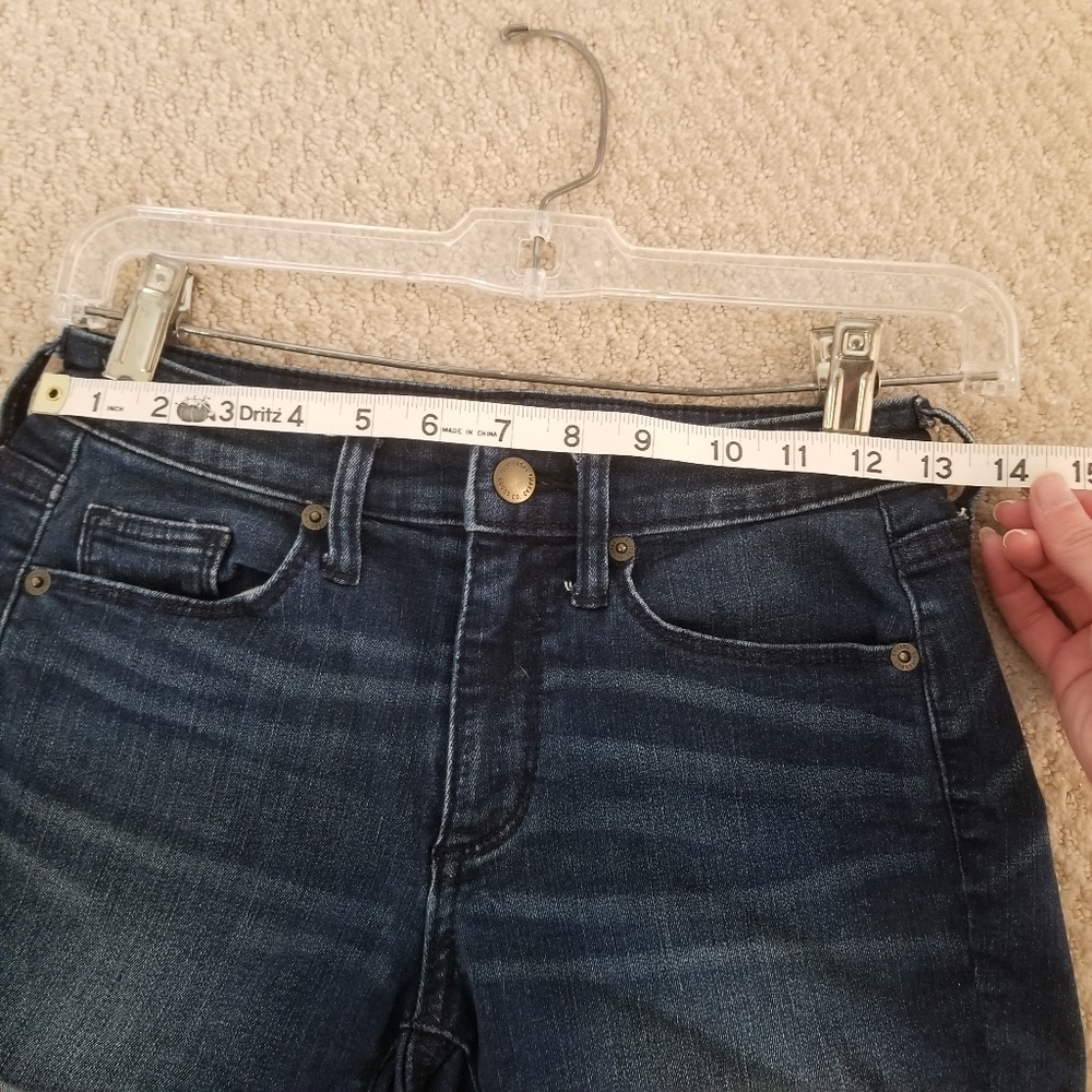 Universal Threads High Rise Midi Shorts - Picture 4 of 6